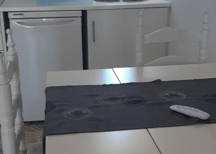 Lägenhet Haus Asterakia Aliko Beach